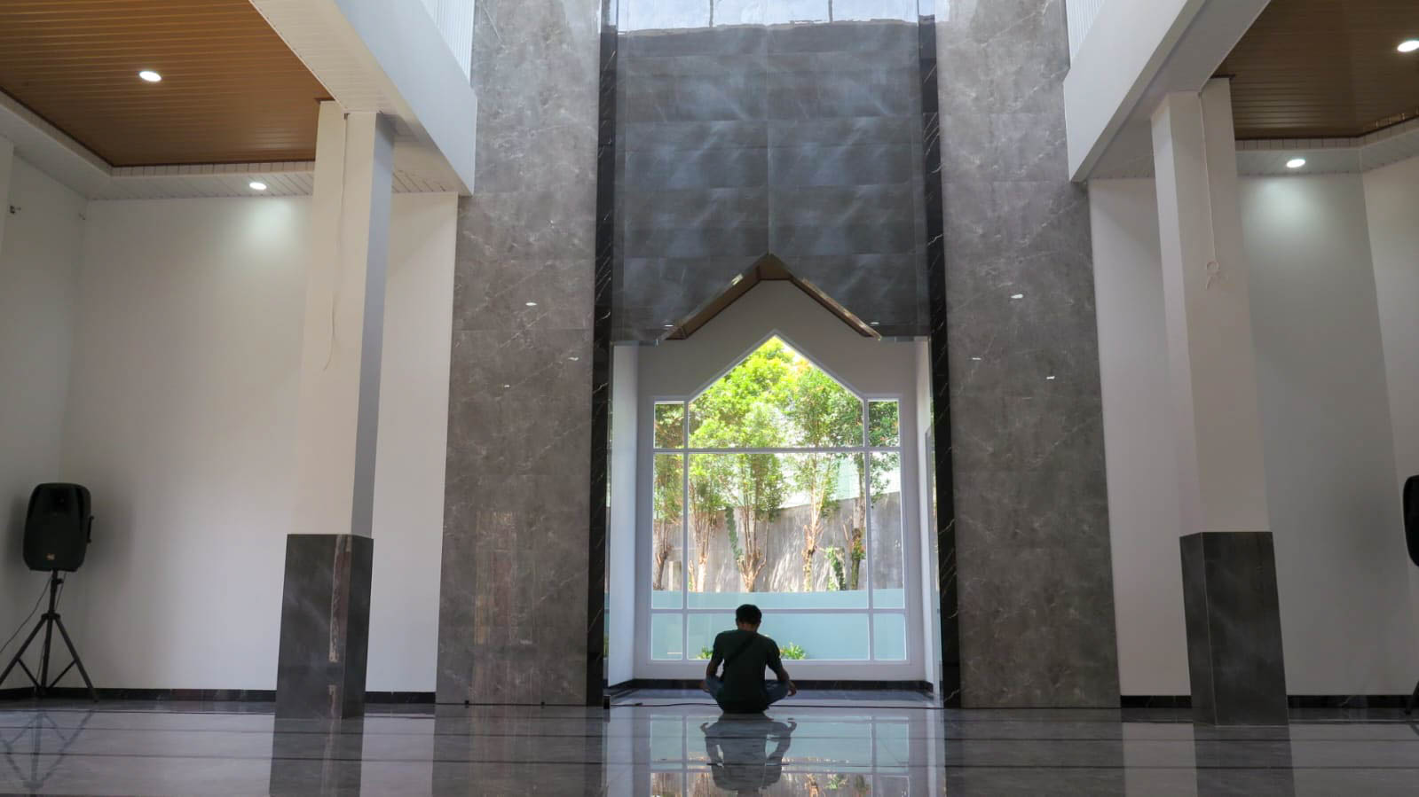 Masjid Raudhatul Aytaam Lantai 1